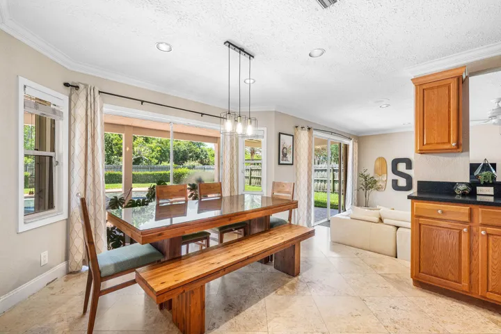 1560 SW 17th Street (14)