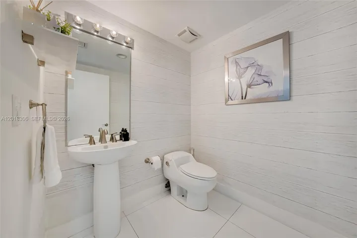 Powder room