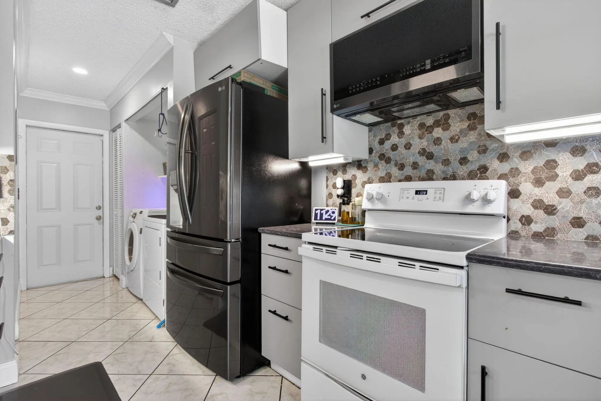 TILED BACKSPLASH