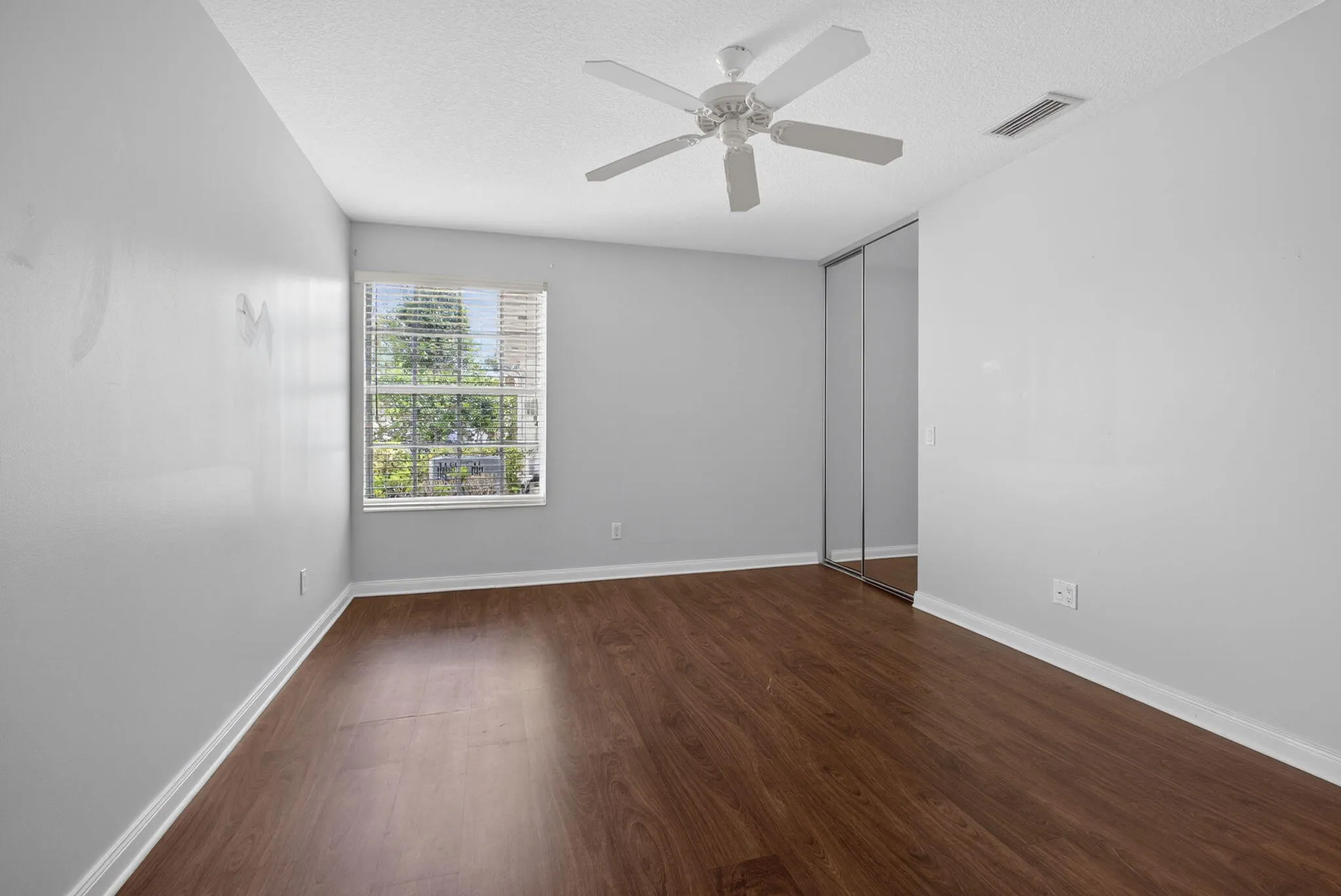 30-web-or-mls-BS1A2452