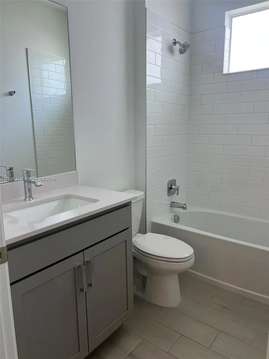 2nd Bathroom