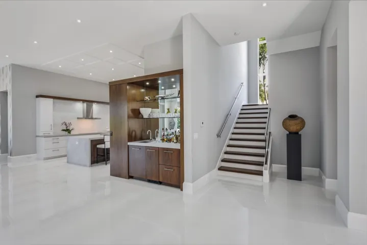 kitchen/staircase