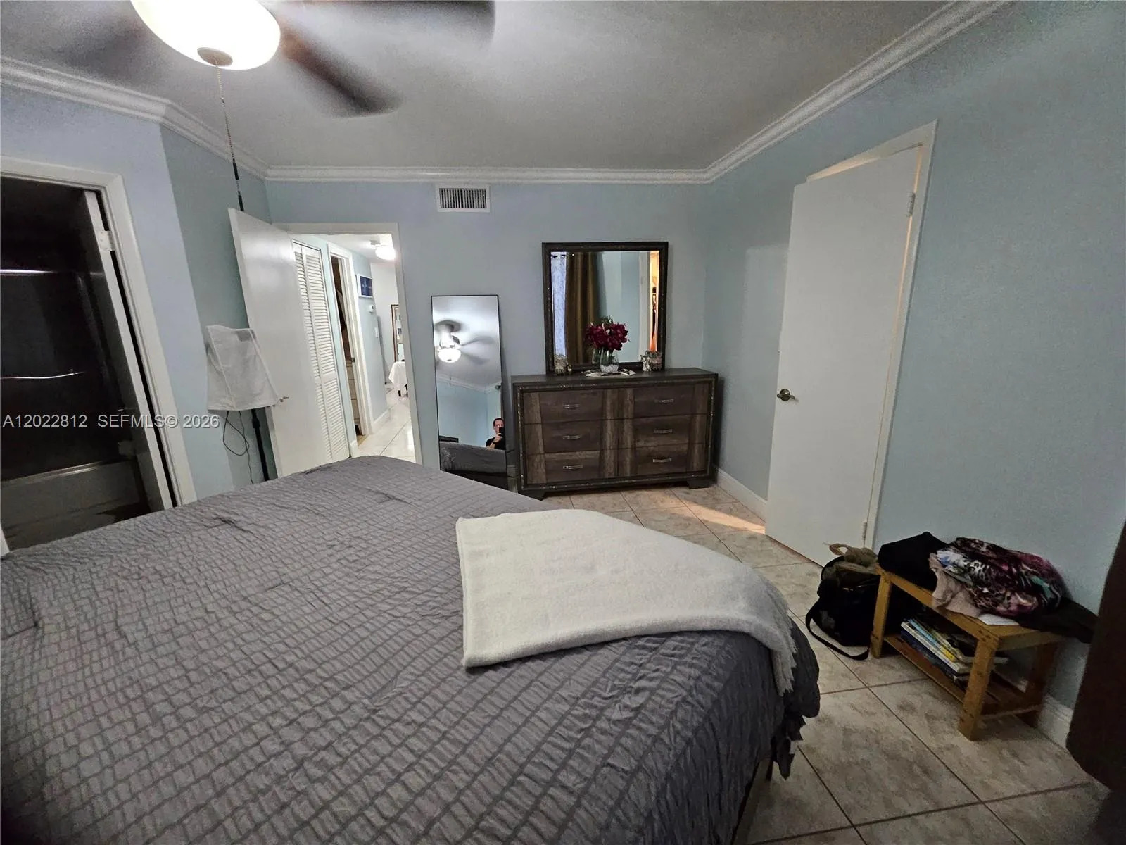 Master Bedroom comes furnished or unfurnished