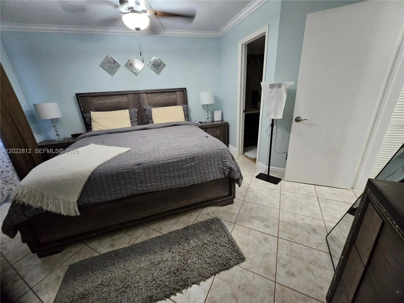 Master Bedroom comes furnished or unfurnished