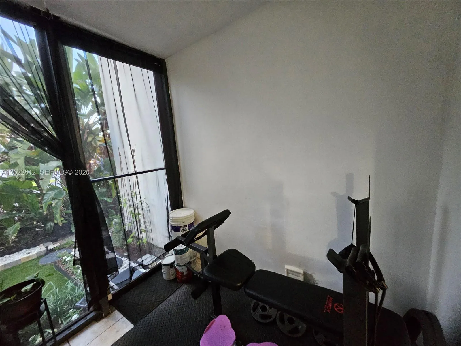 Screened Patio. Comes with or without furniture