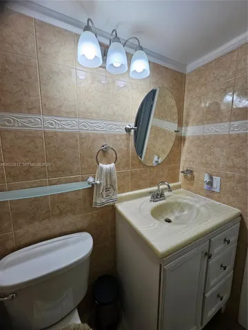 Updated Guest Bathroom