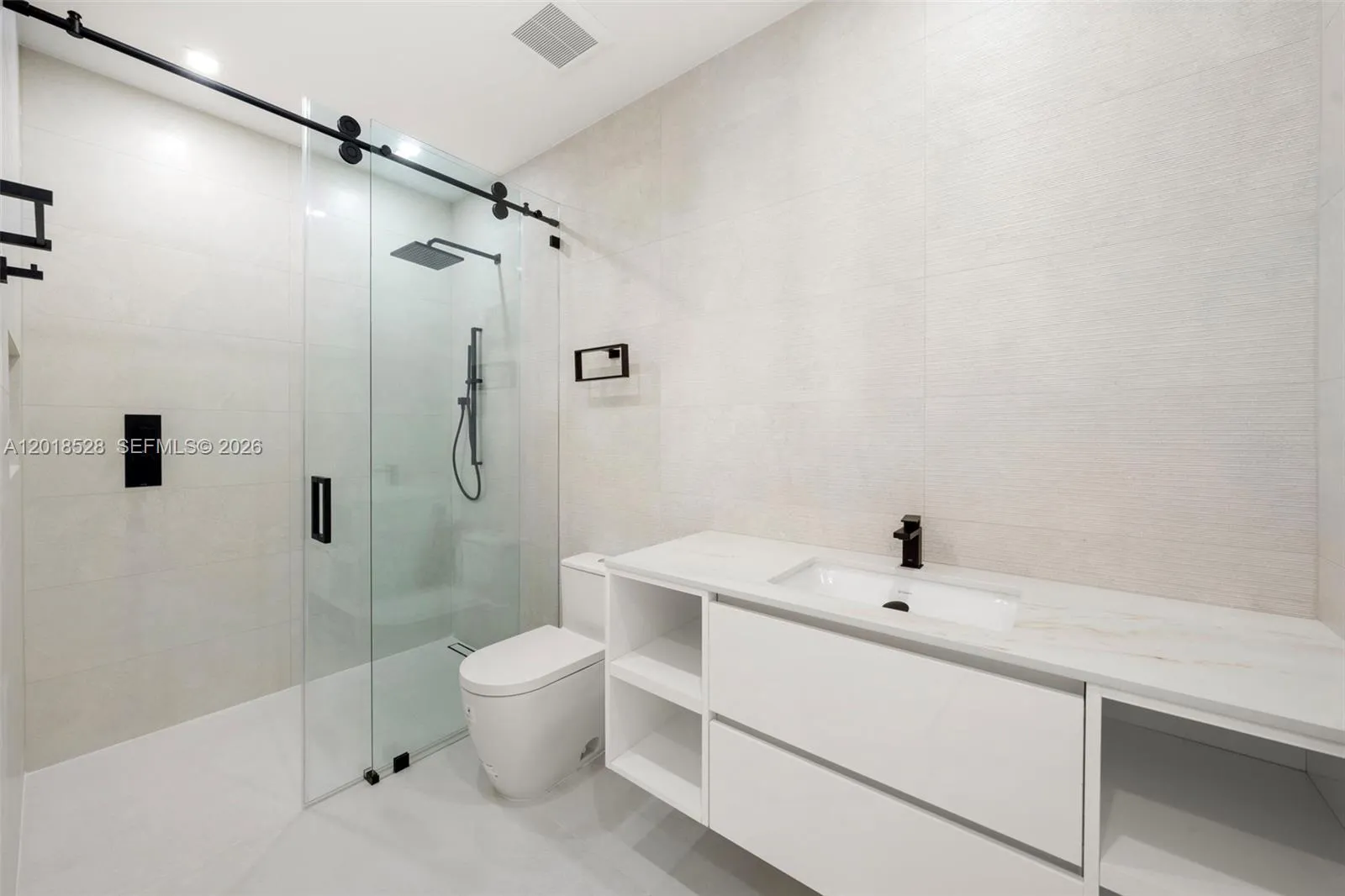 Property photo 113