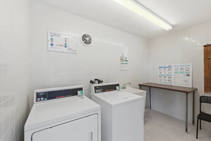 44_laundry
