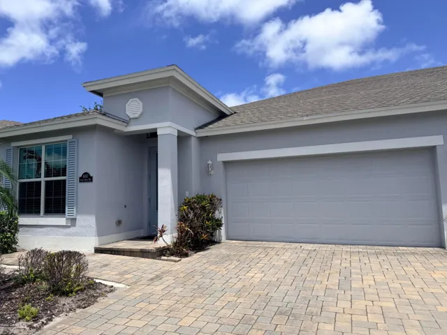 2 Car Garage