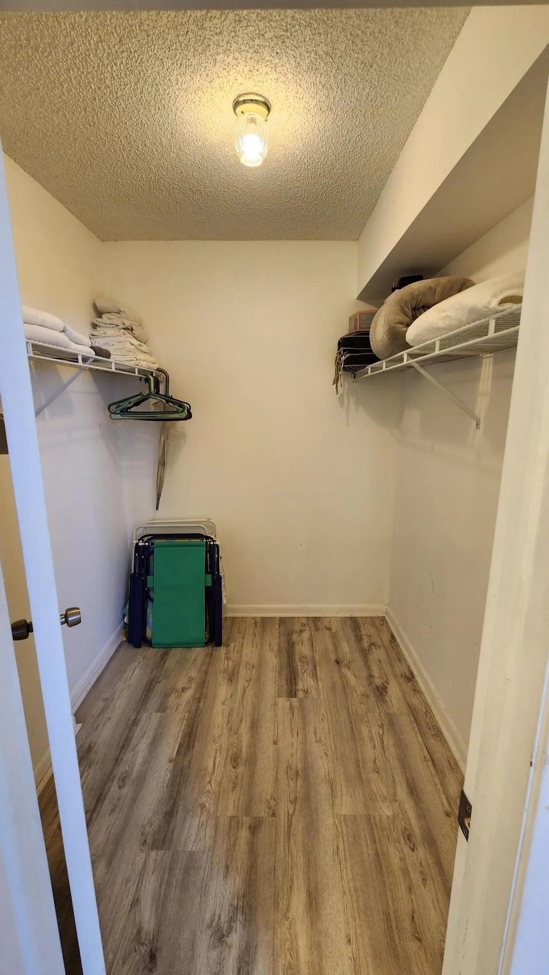 walk in closet