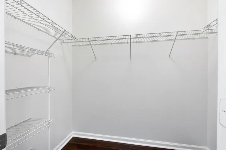 Walk in closet
