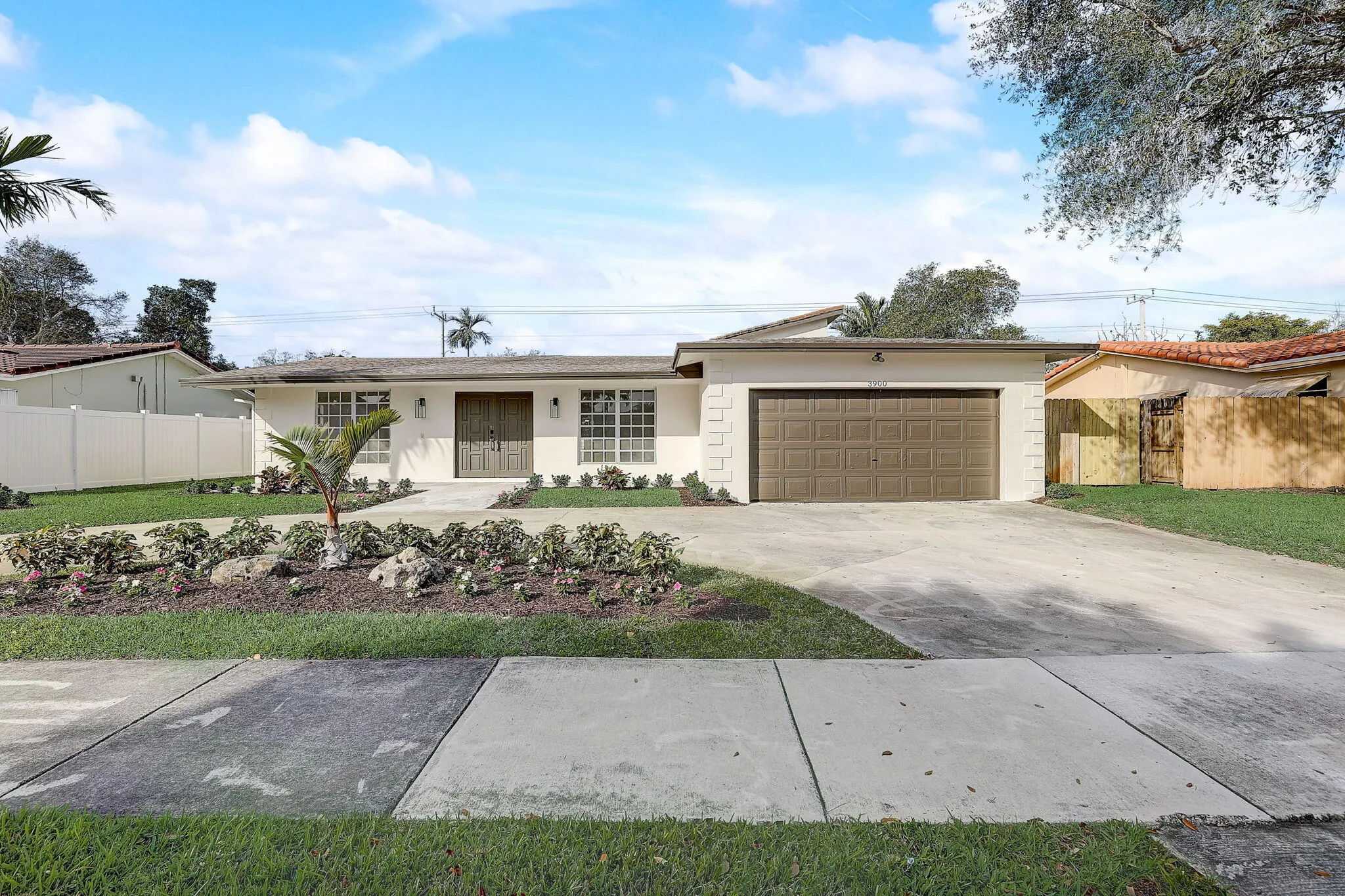 N 45th Ave-002