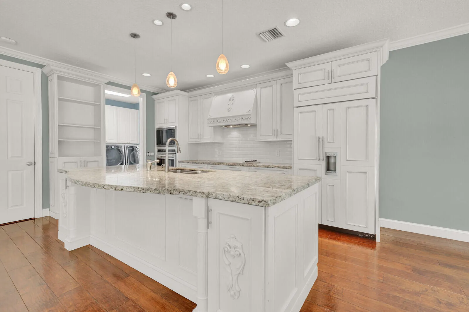 kitchen to laundry 221