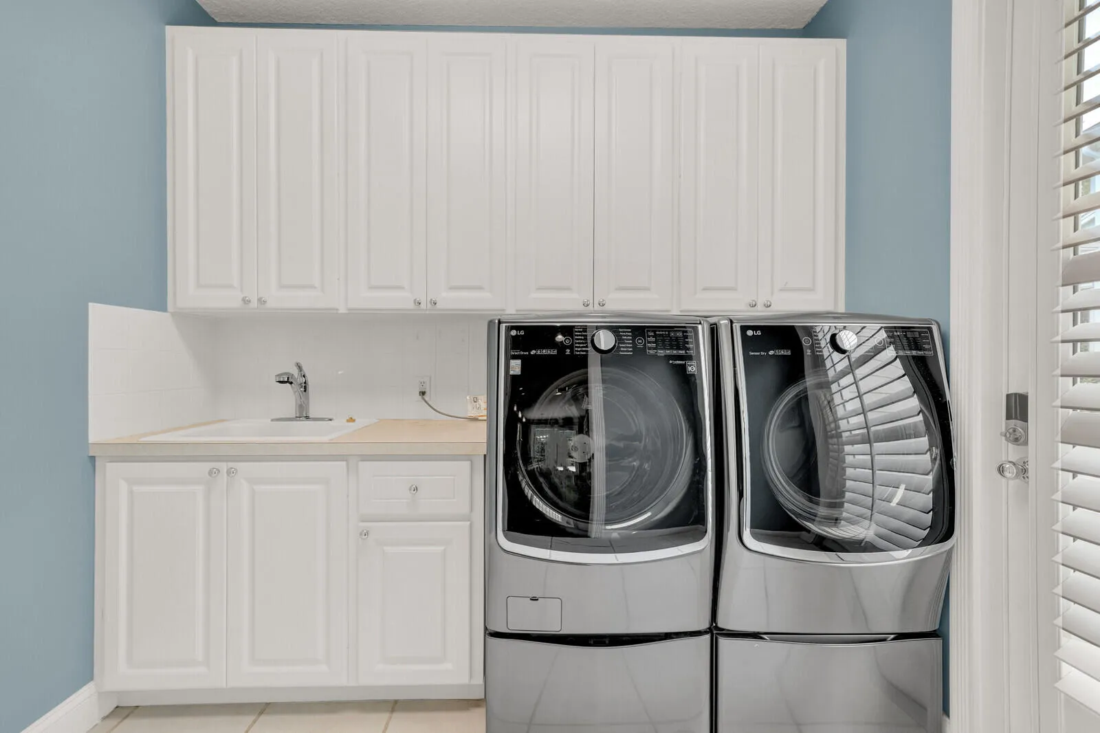 laundry 221