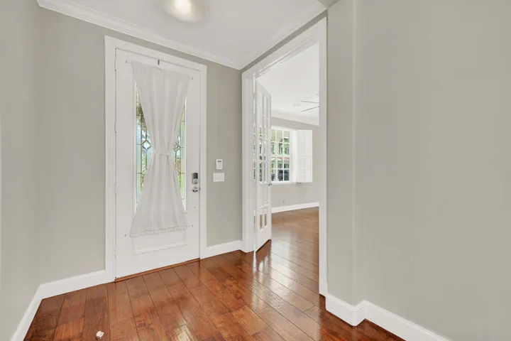 foyer 221