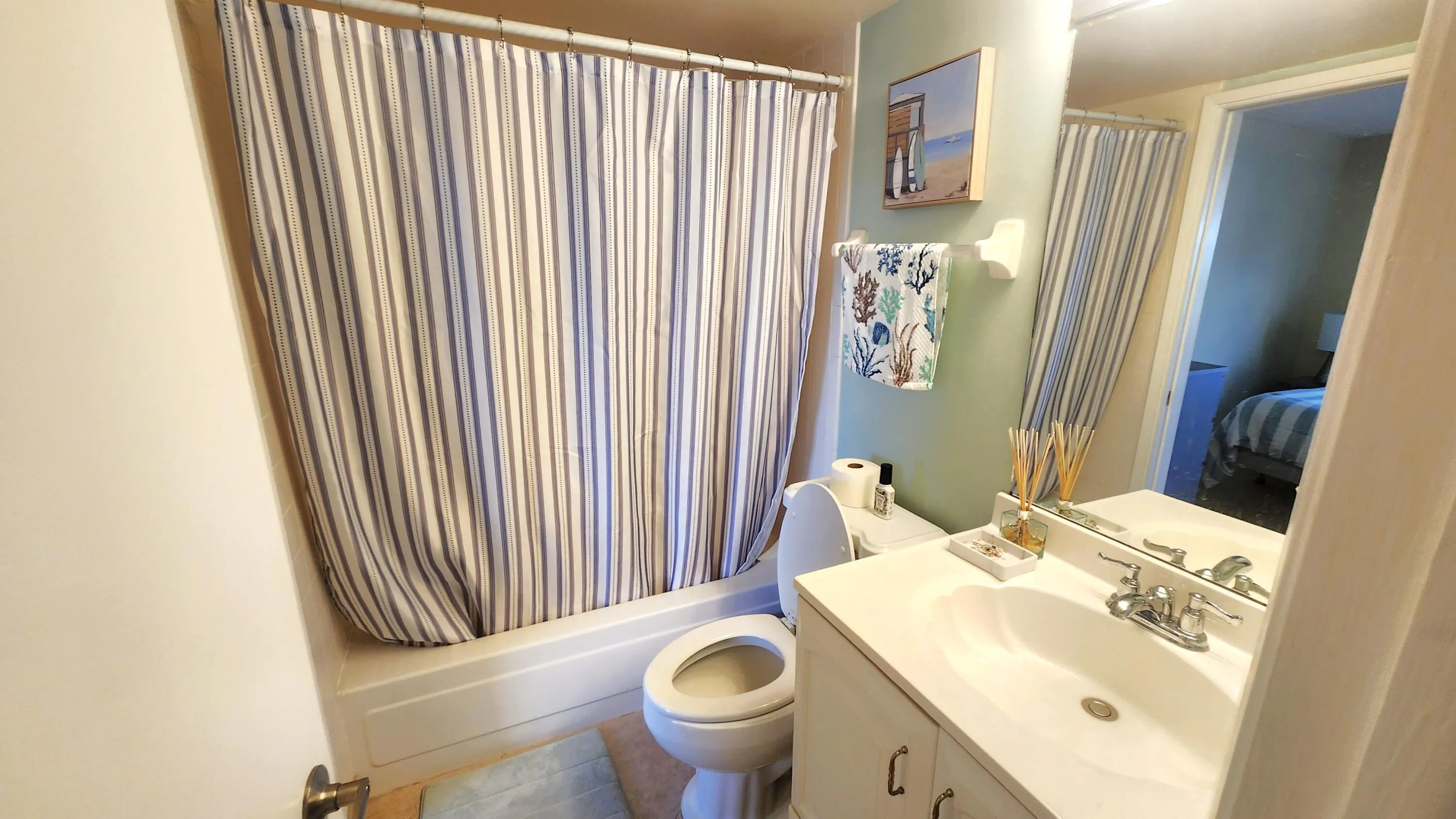 2nd bathroom