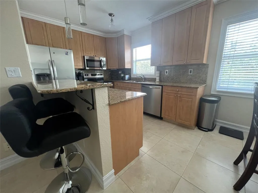 2 bar stools for counter seating