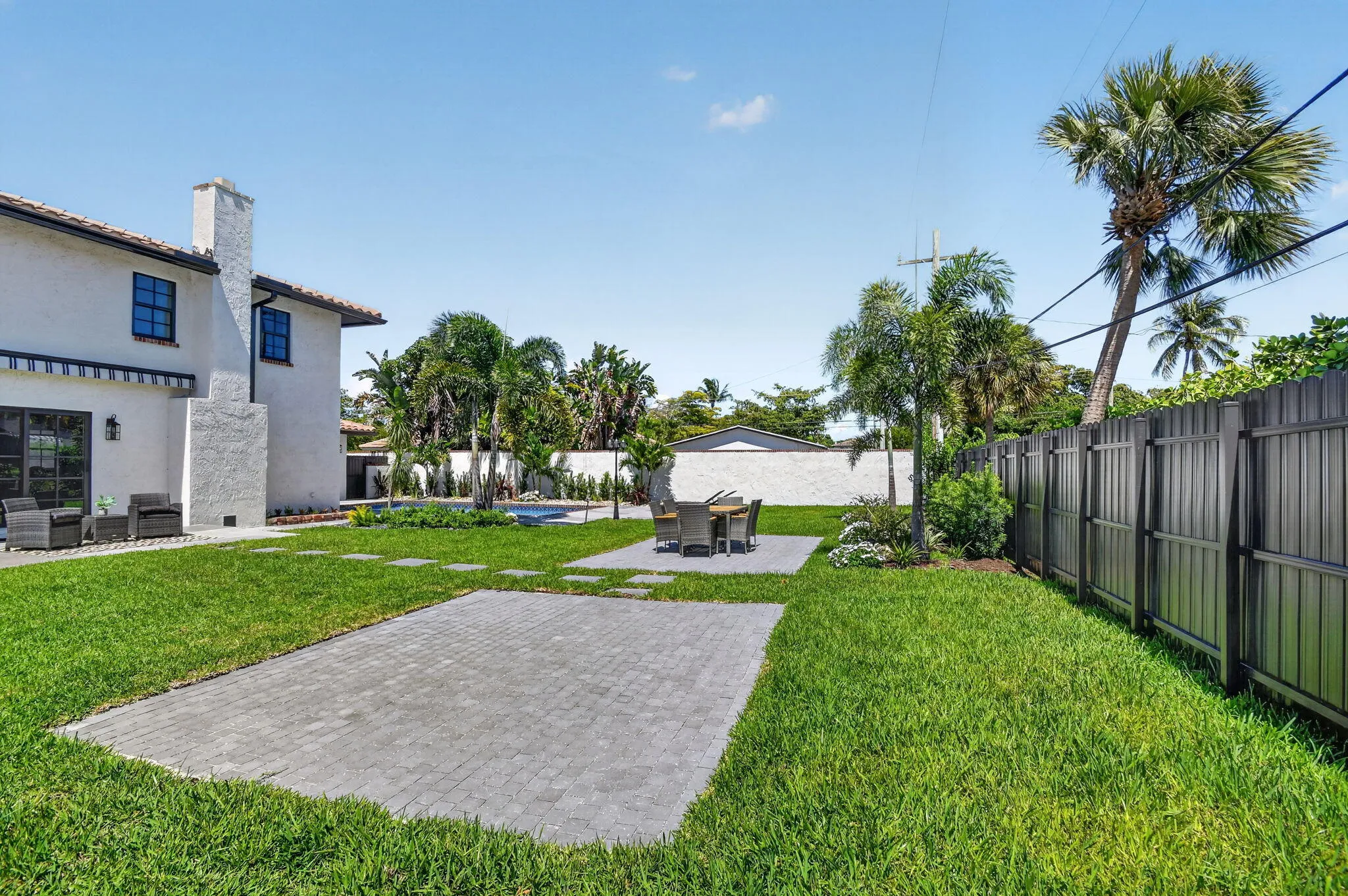 308 Greymon Dr