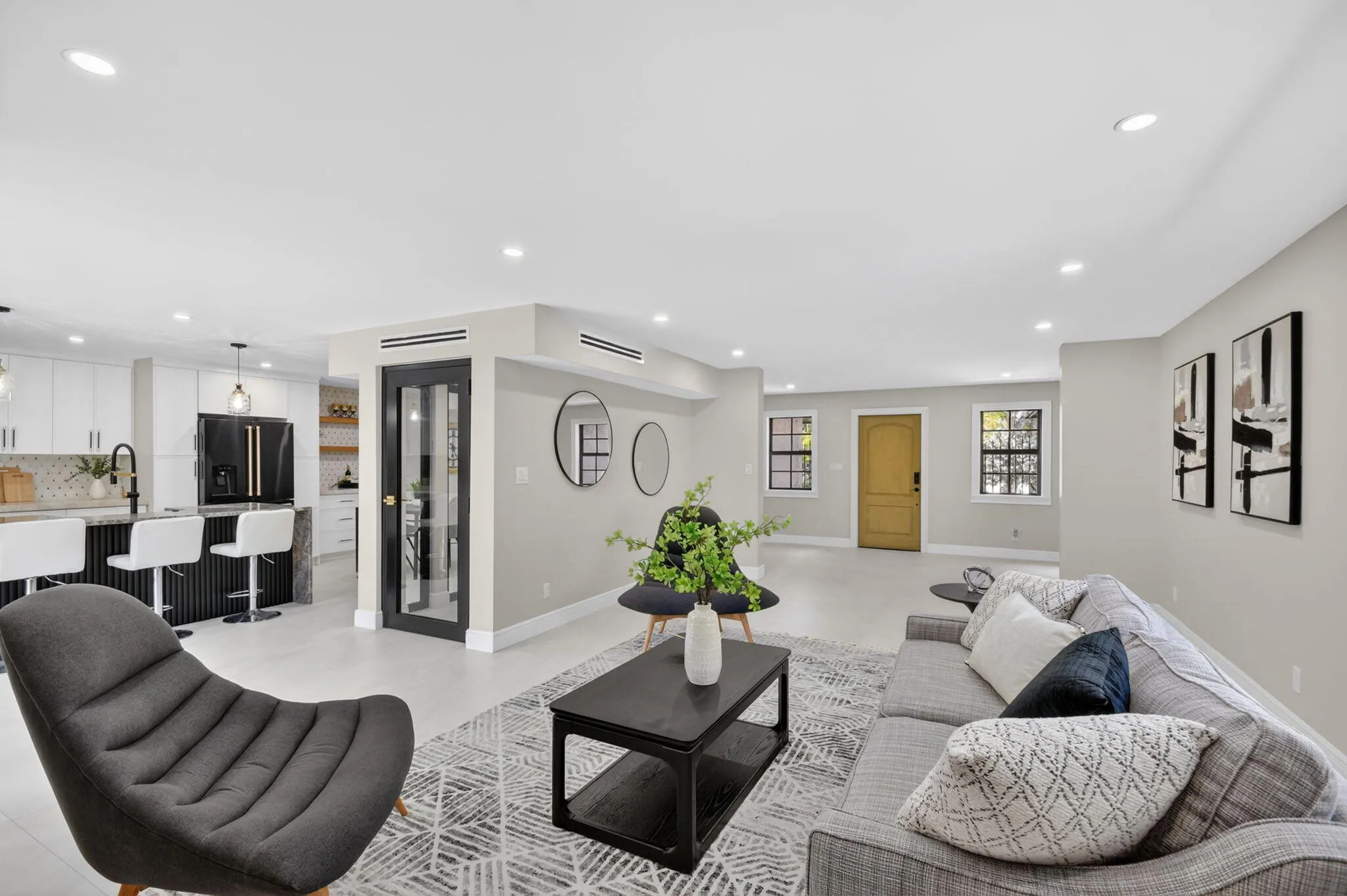 308 Greymon Dr
