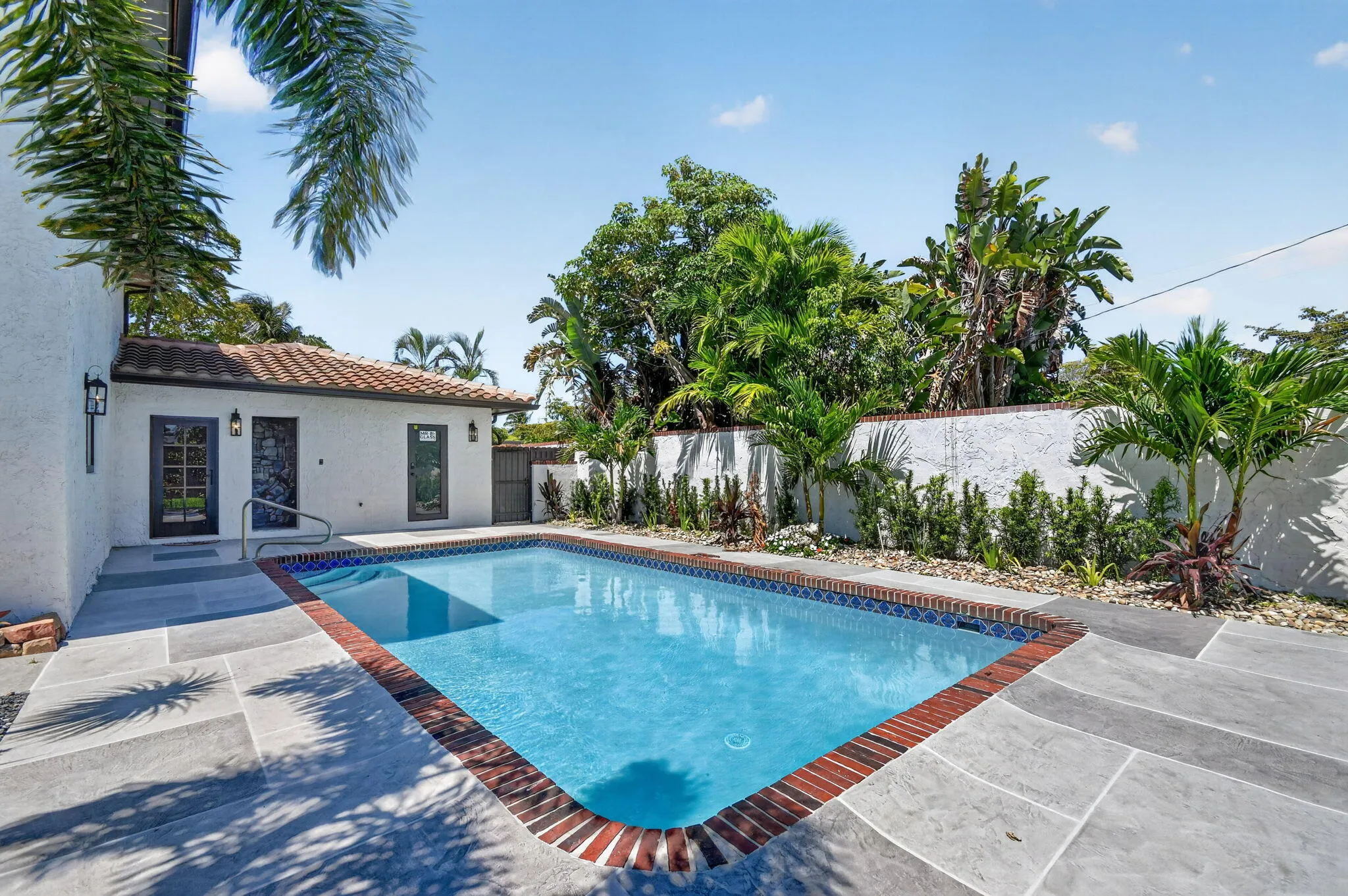 308 Greymon Dr