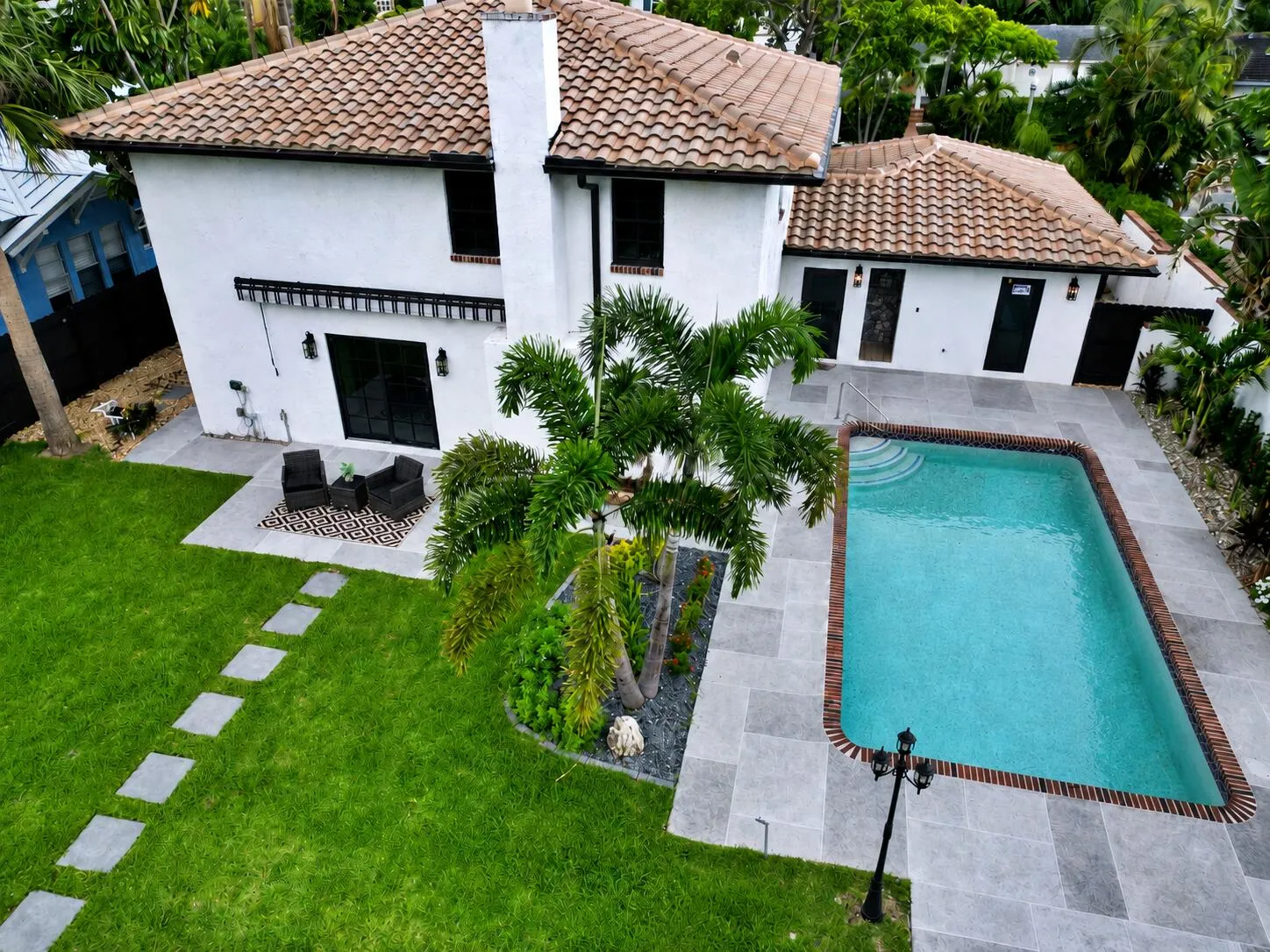 308 Greymon Dr