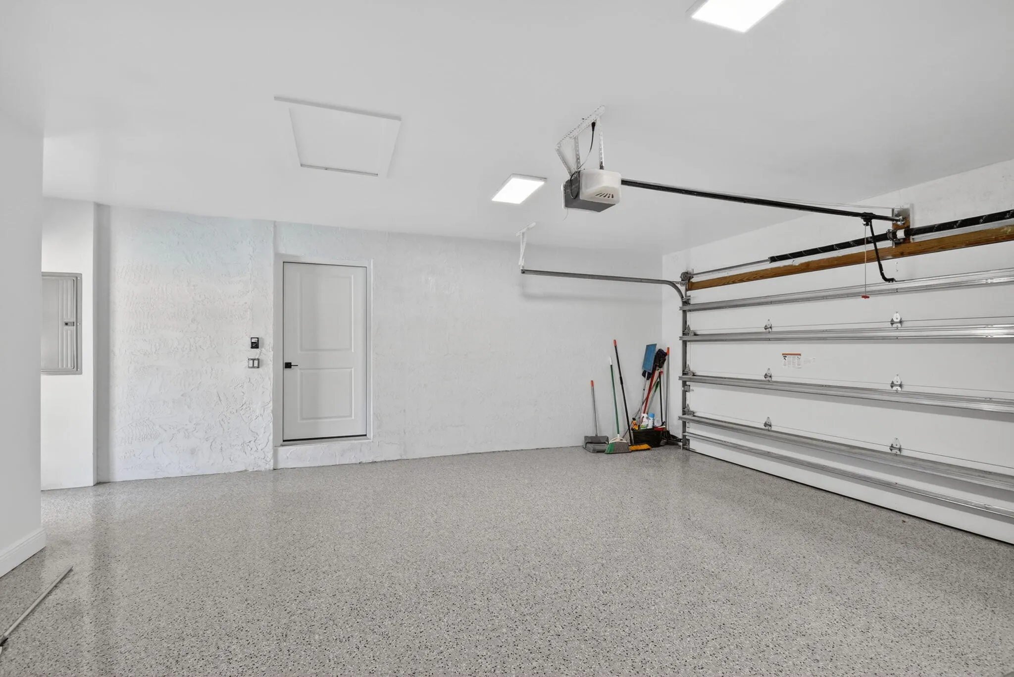 308 Greymon Dr