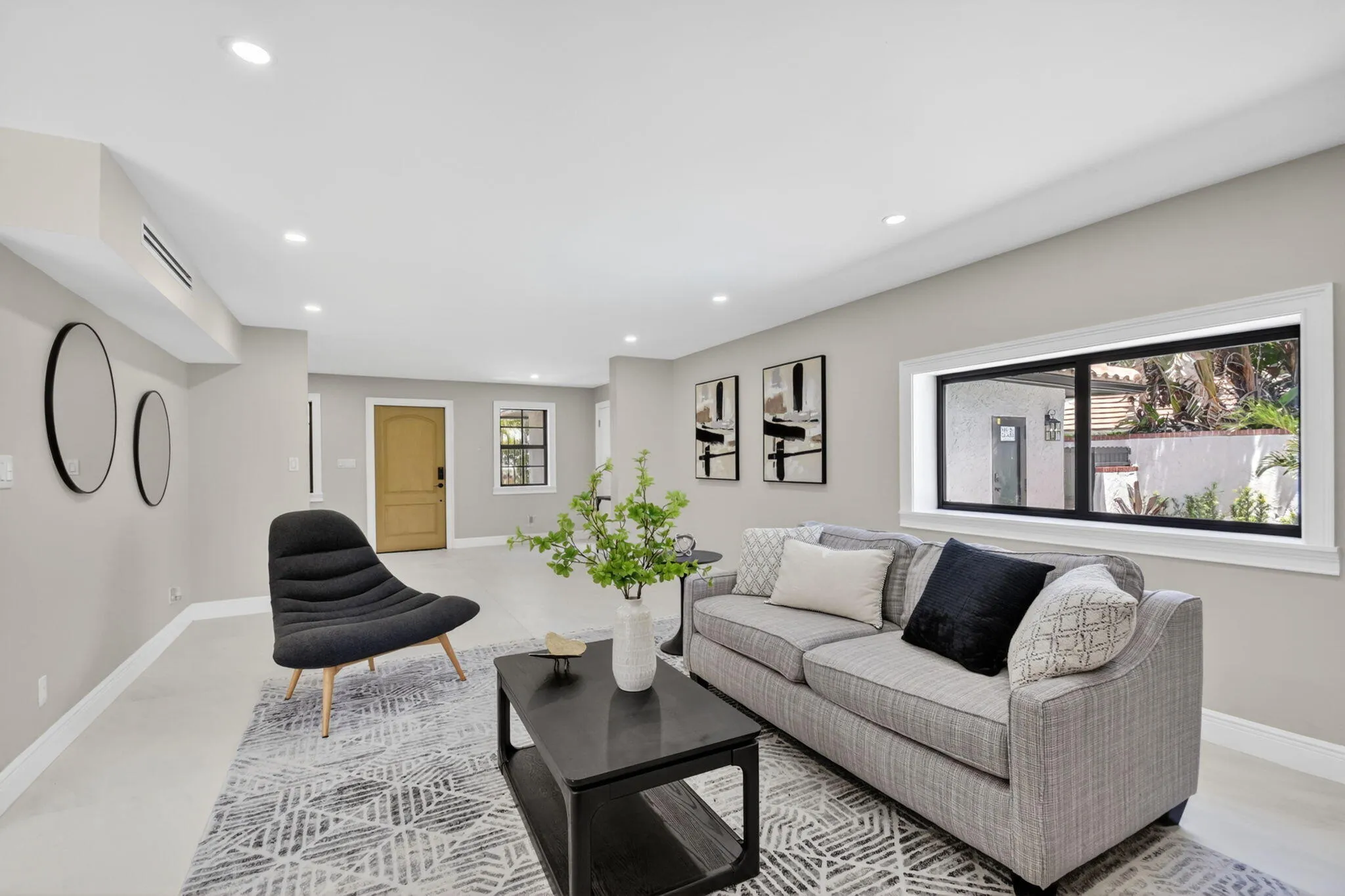 308 Greymon Dr
