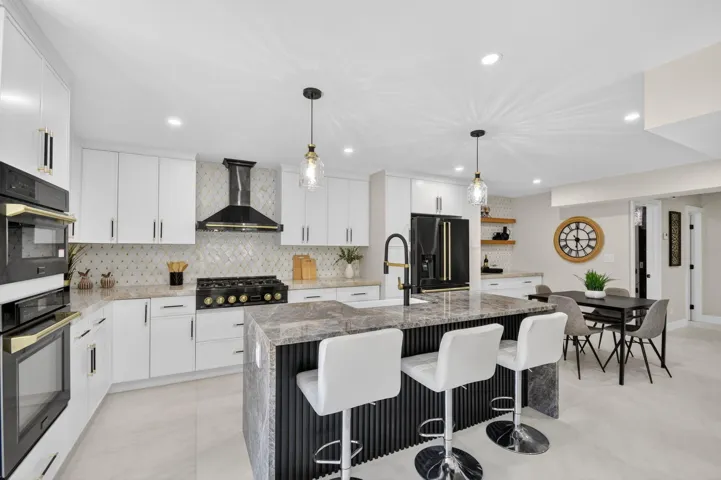 308 Greymon Dr