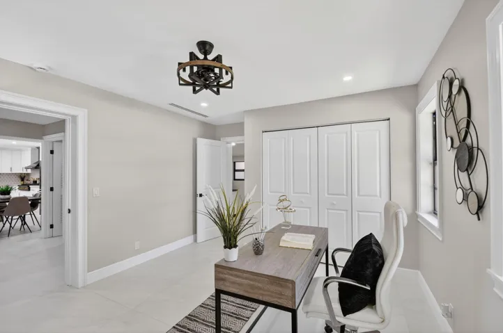 308 Greymon Dr