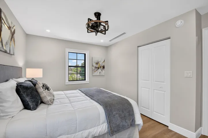 Guest bedroom 2