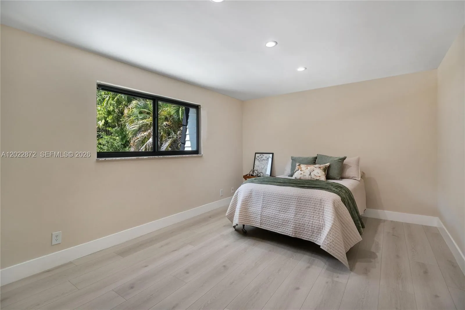 Property photo 515