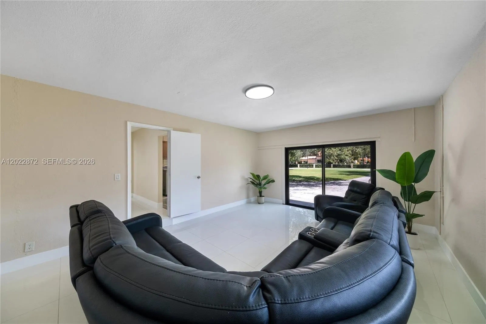 Property photo 449