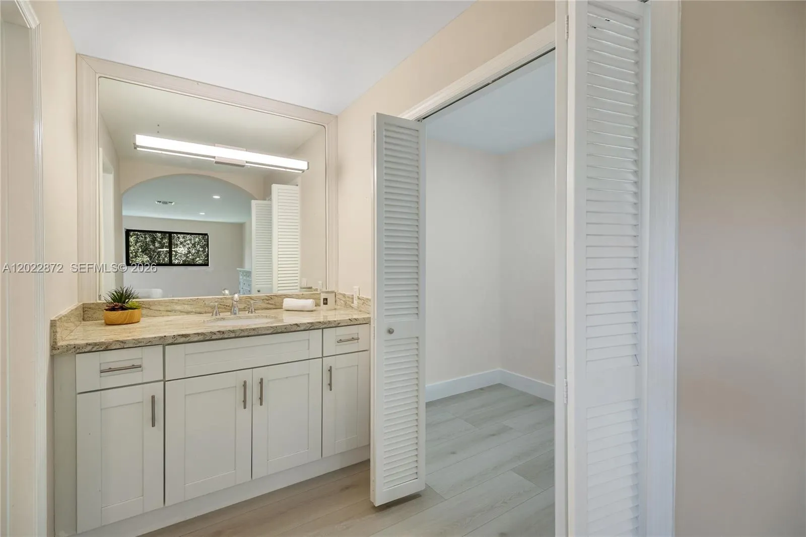 Property photo 501