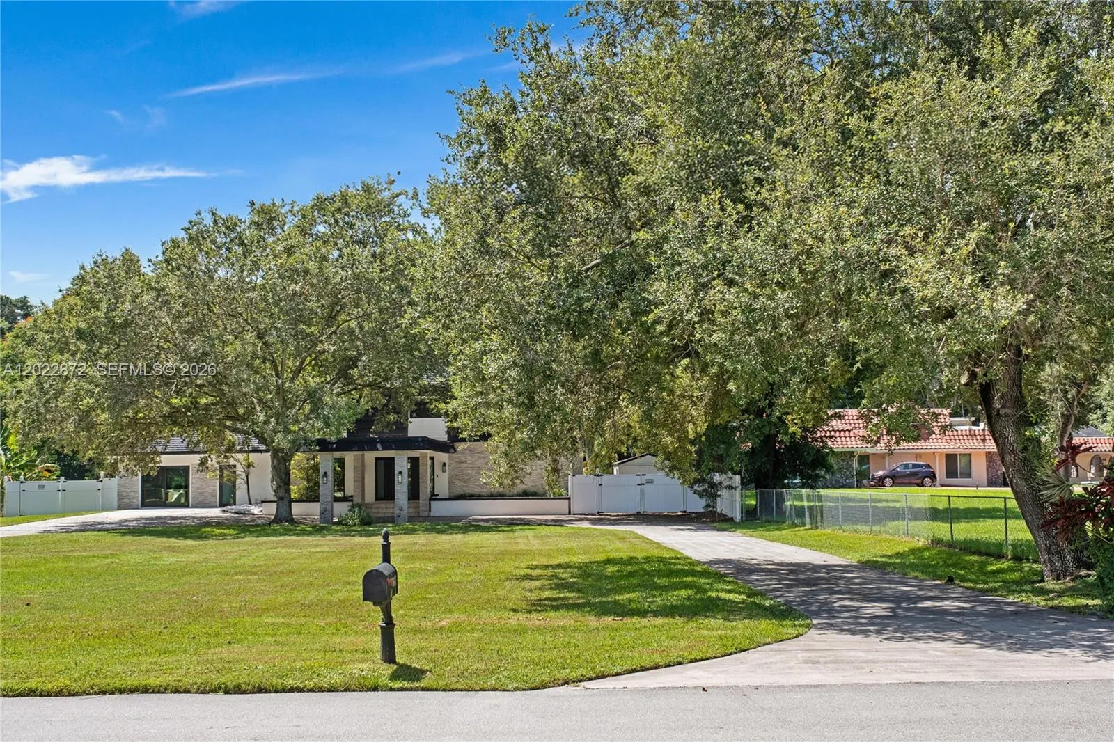 Property photo 200