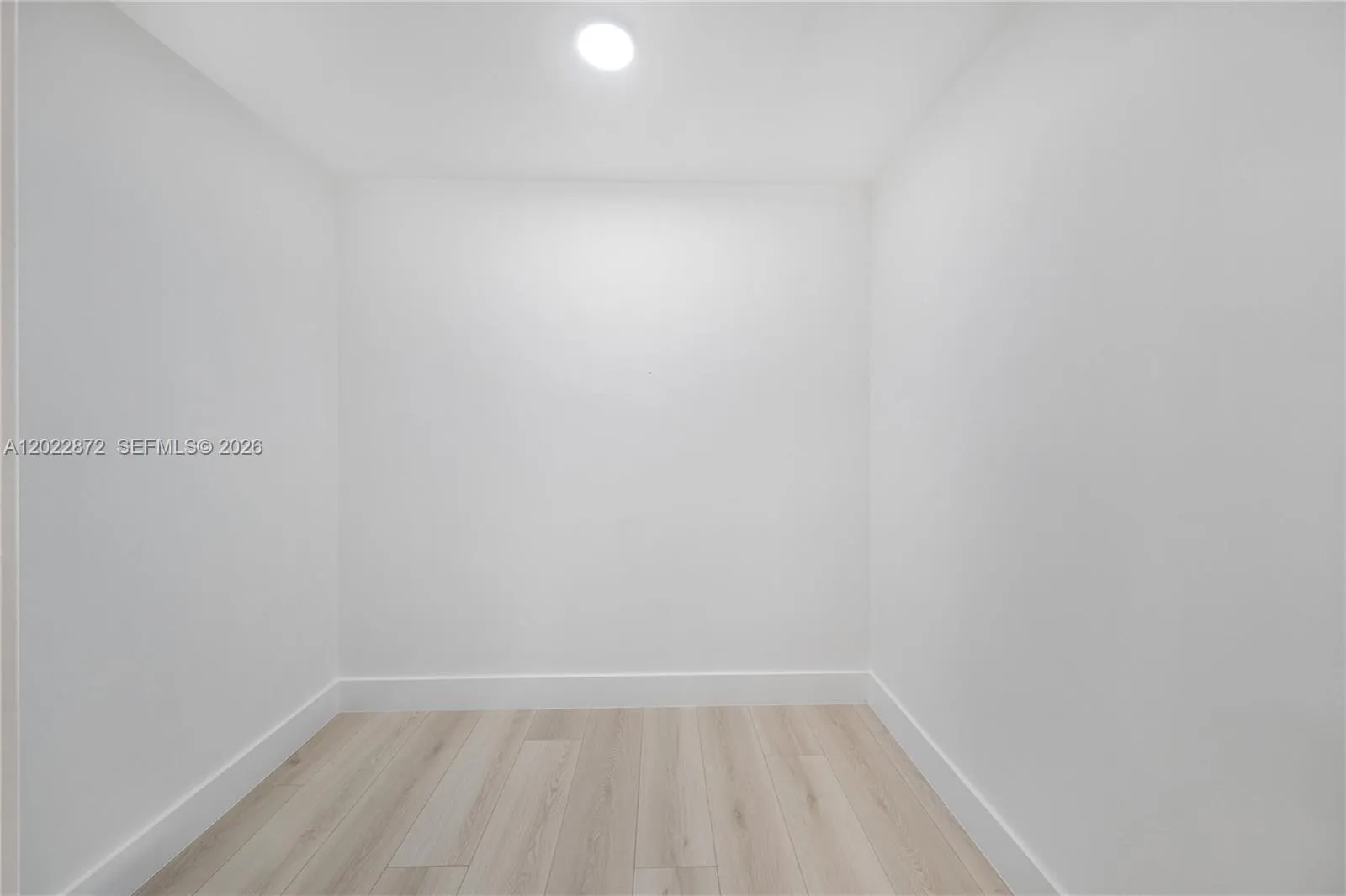 Property photo 502