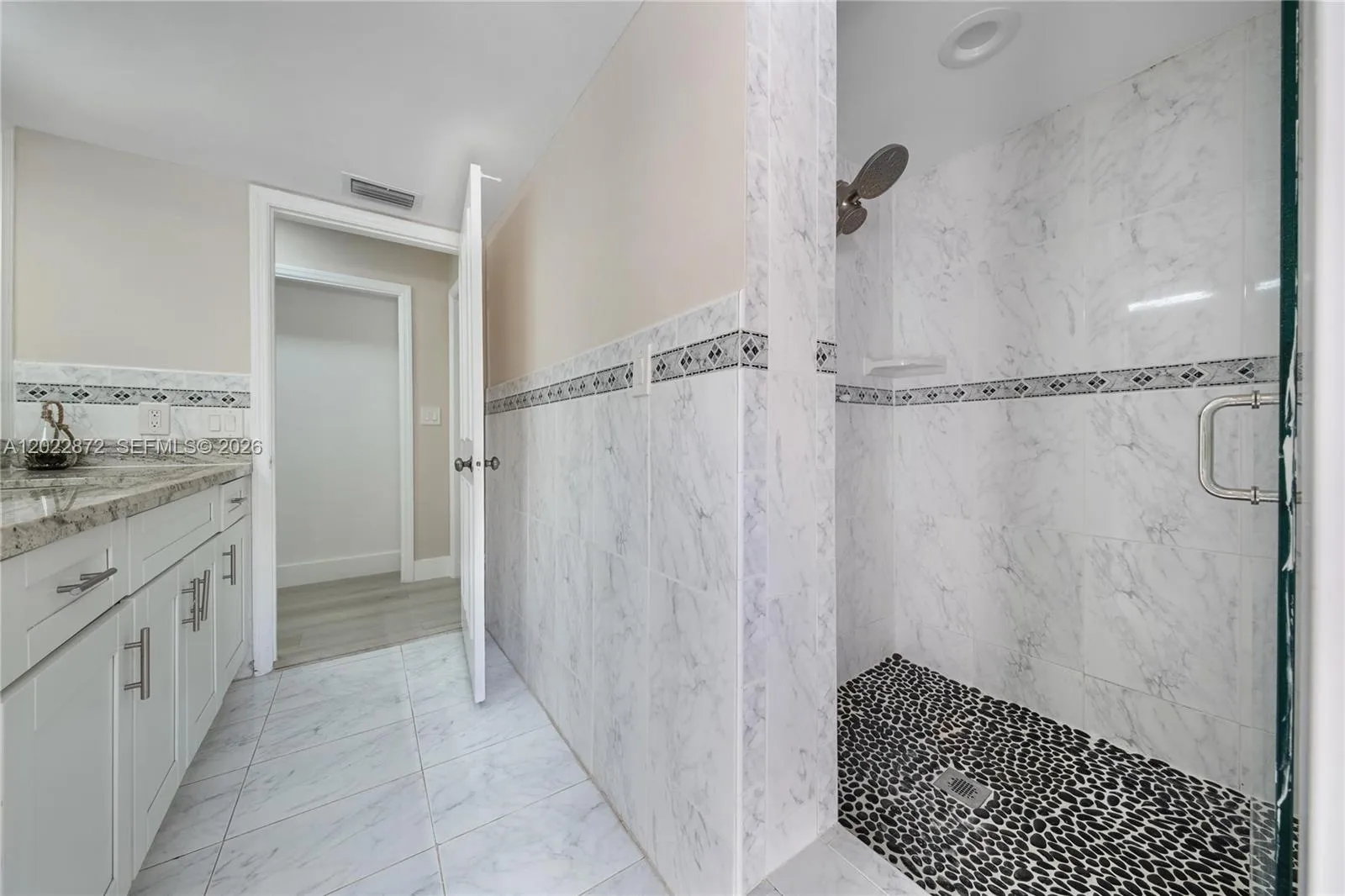 Property photo 424