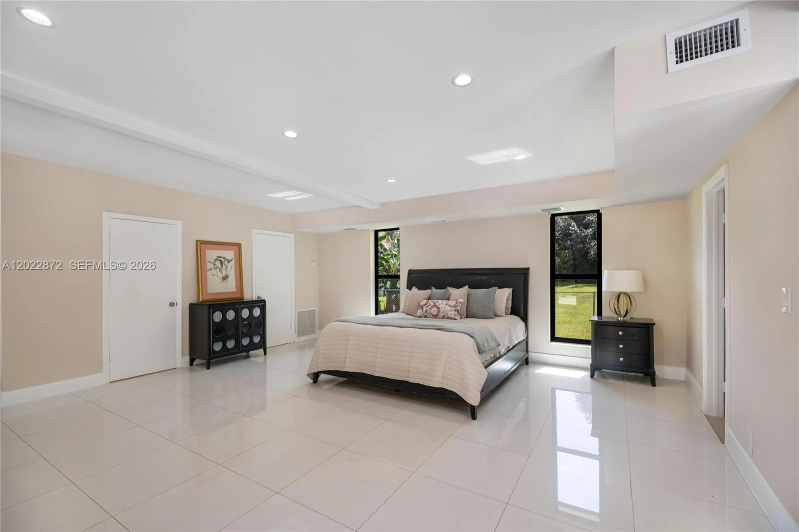Property photo 86