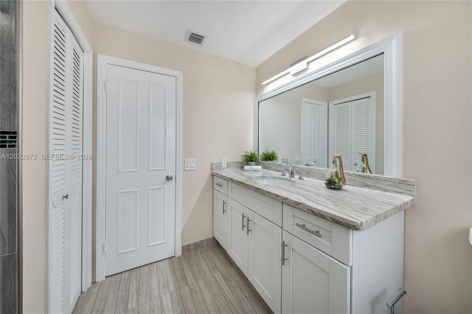 Property photo 513