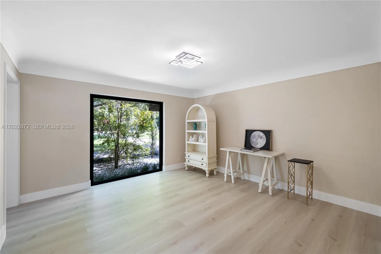 Property photo 398