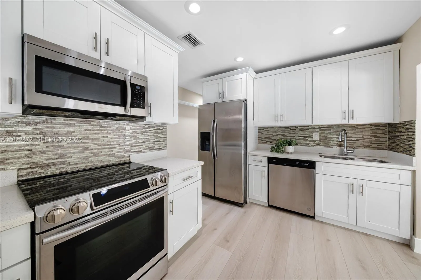 Property photo 298