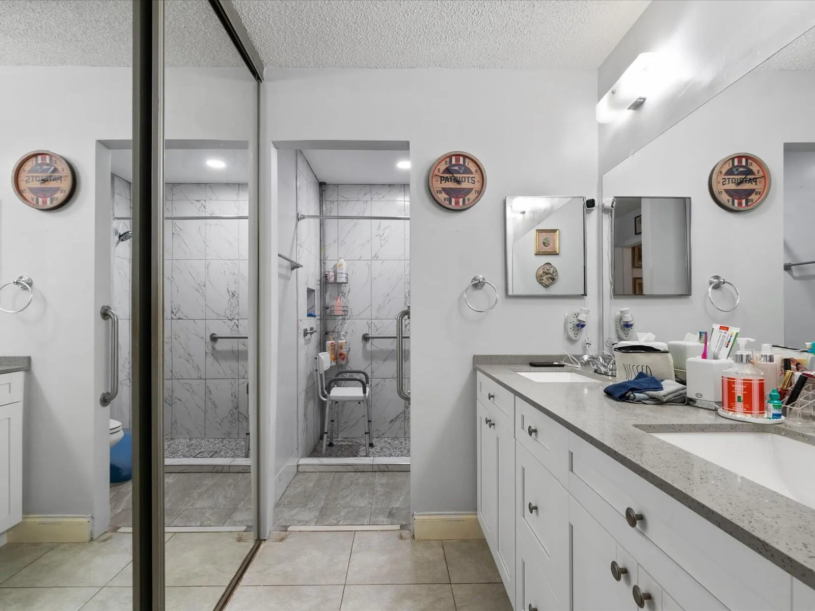 50-Bathroom