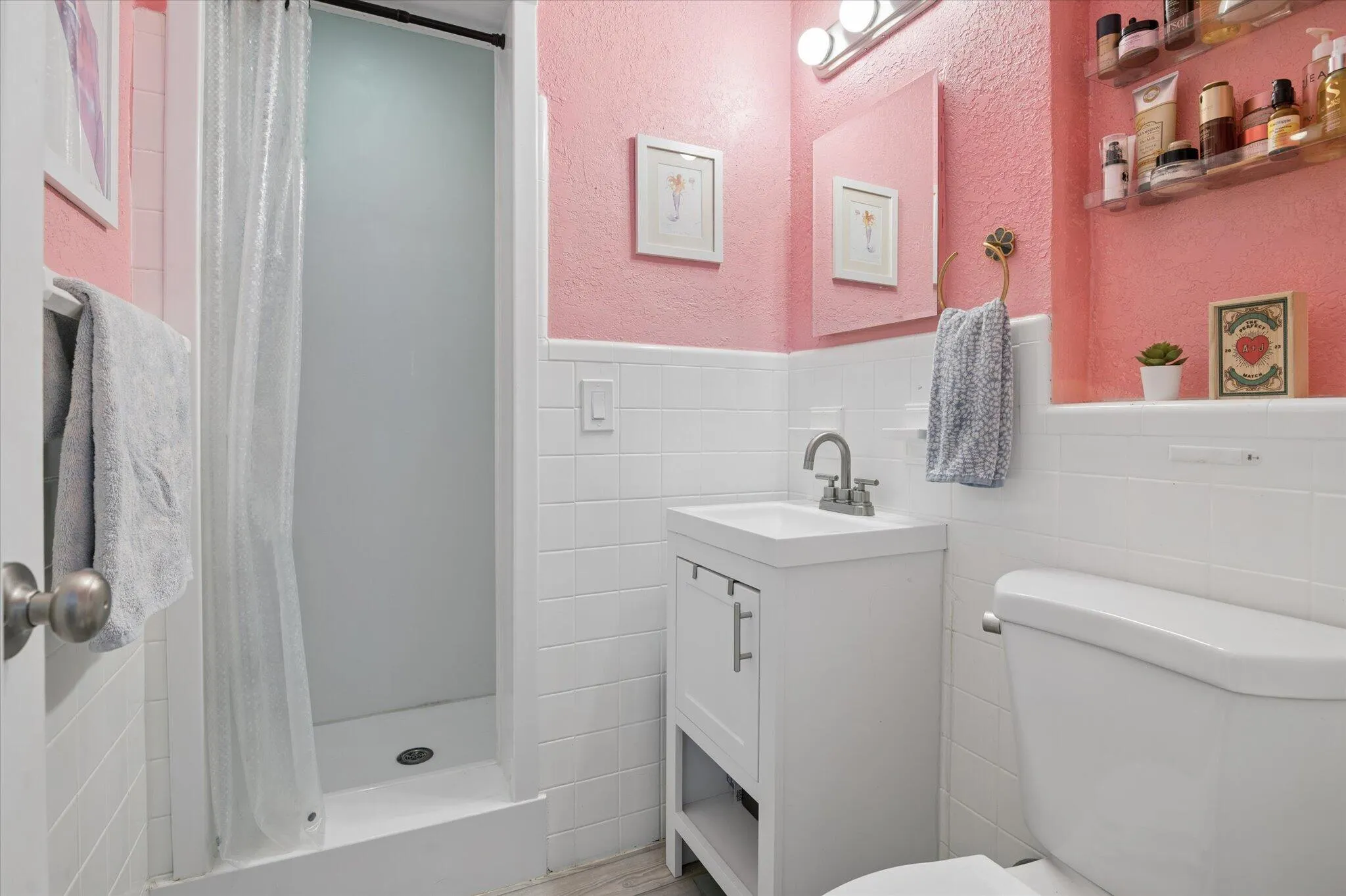 0021-Cottage Bath 1645 NE 16th Ave-21