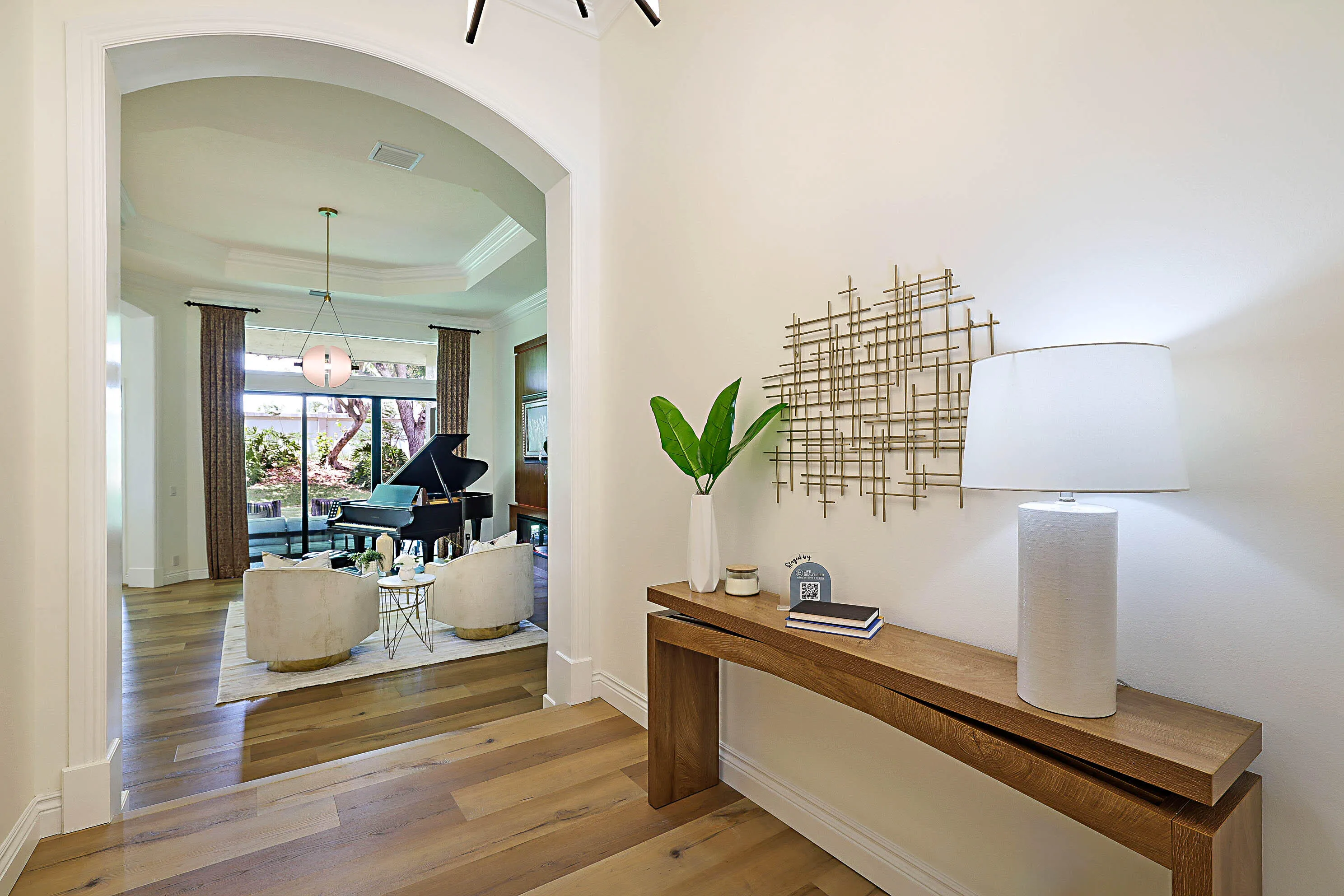 Main entrance with view of living room