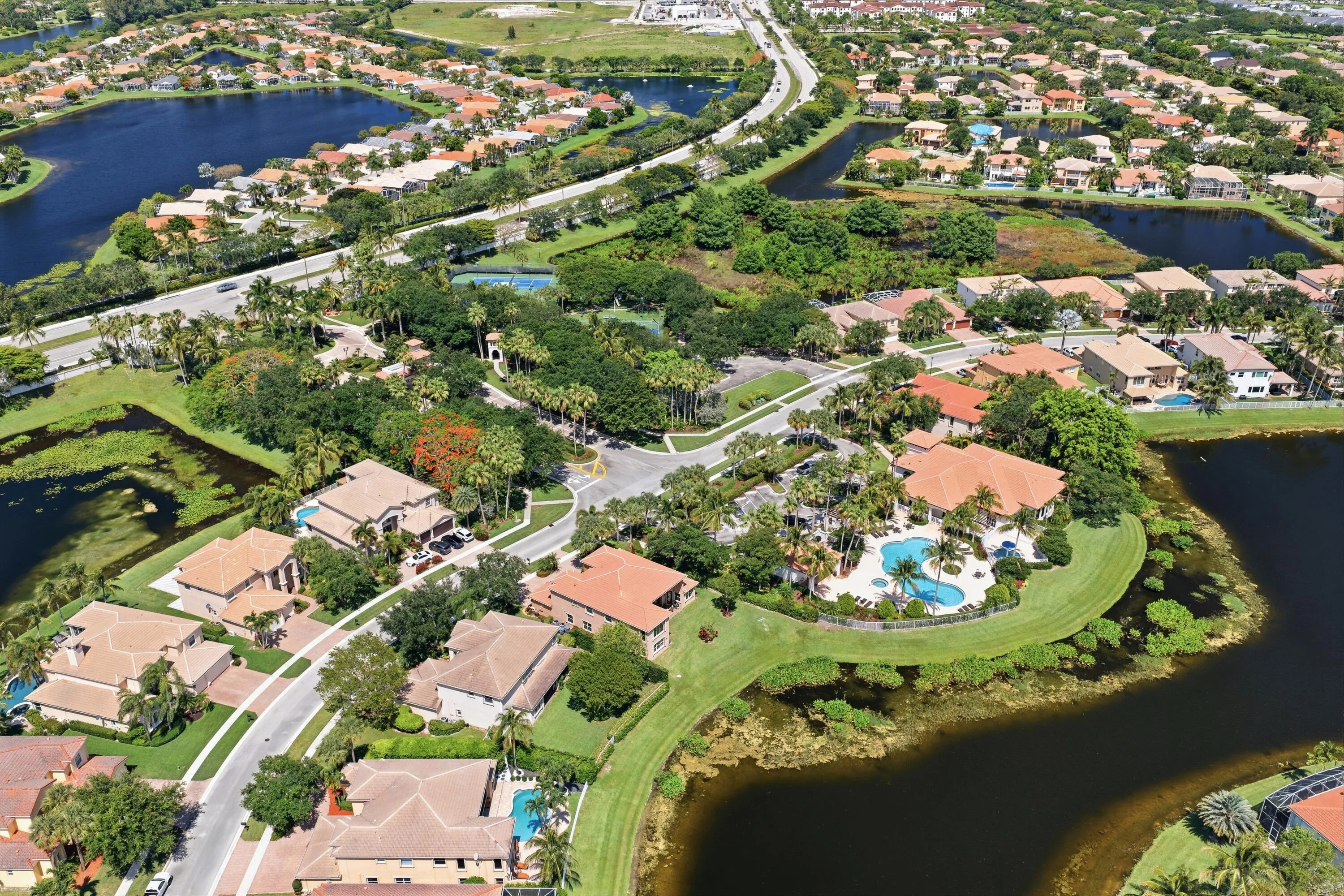 Isola Bela Estates aerial view