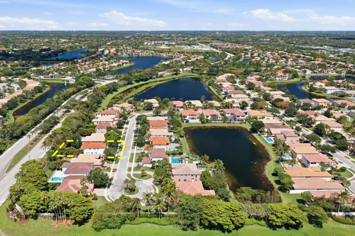 Isola Bella Estates aerial view