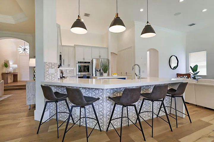 Kitchen eat-at counter