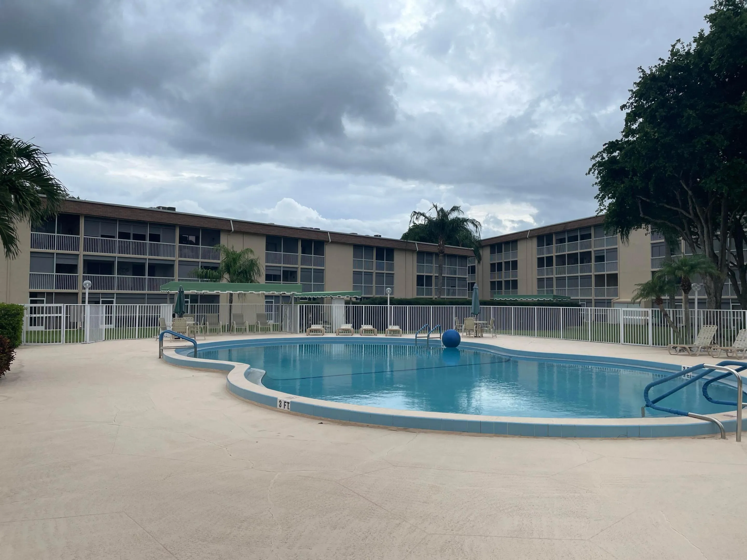Community pool