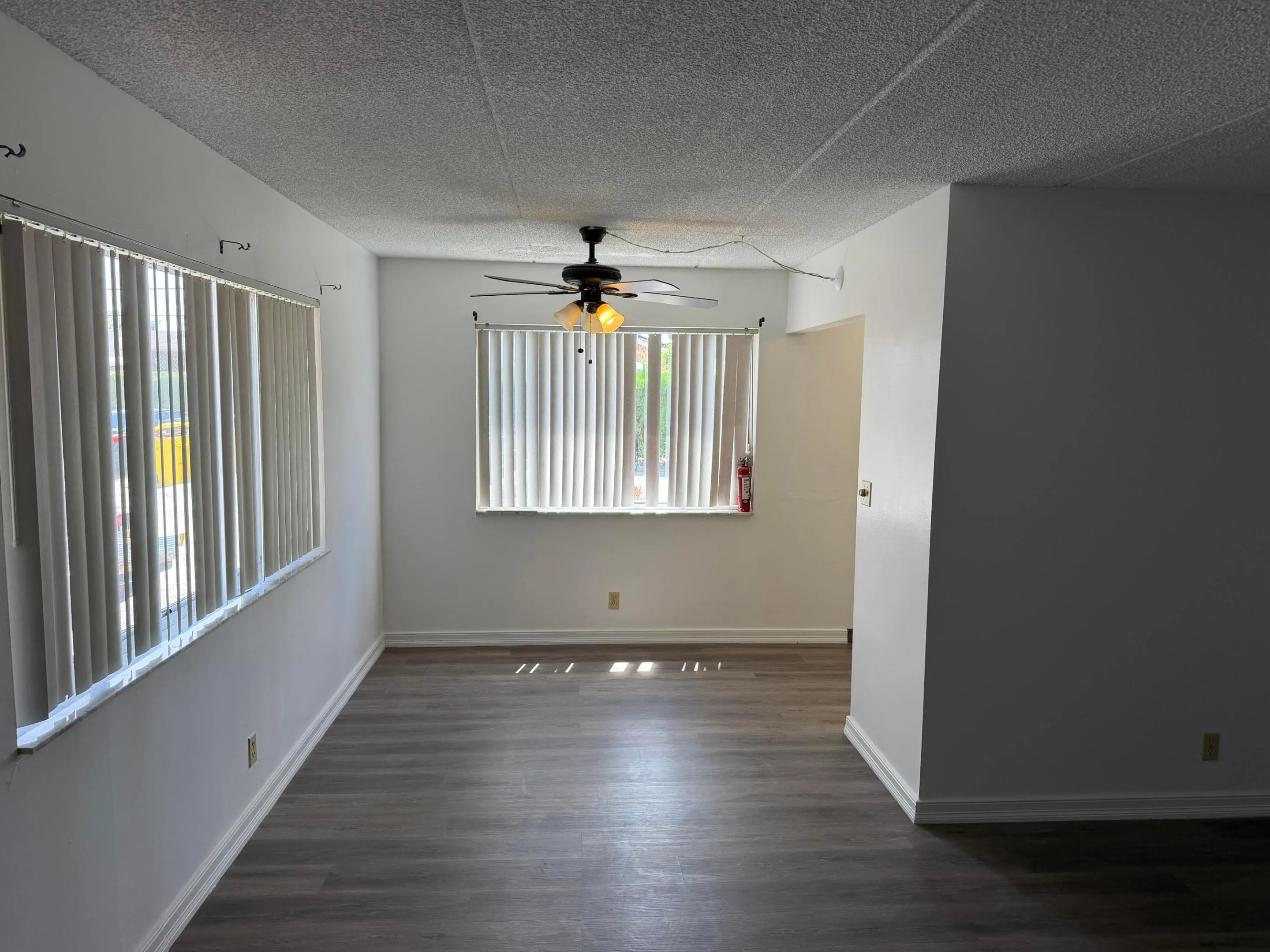 Kitchen. Dining room combination