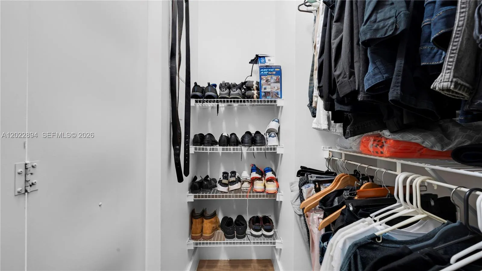 Photo 28