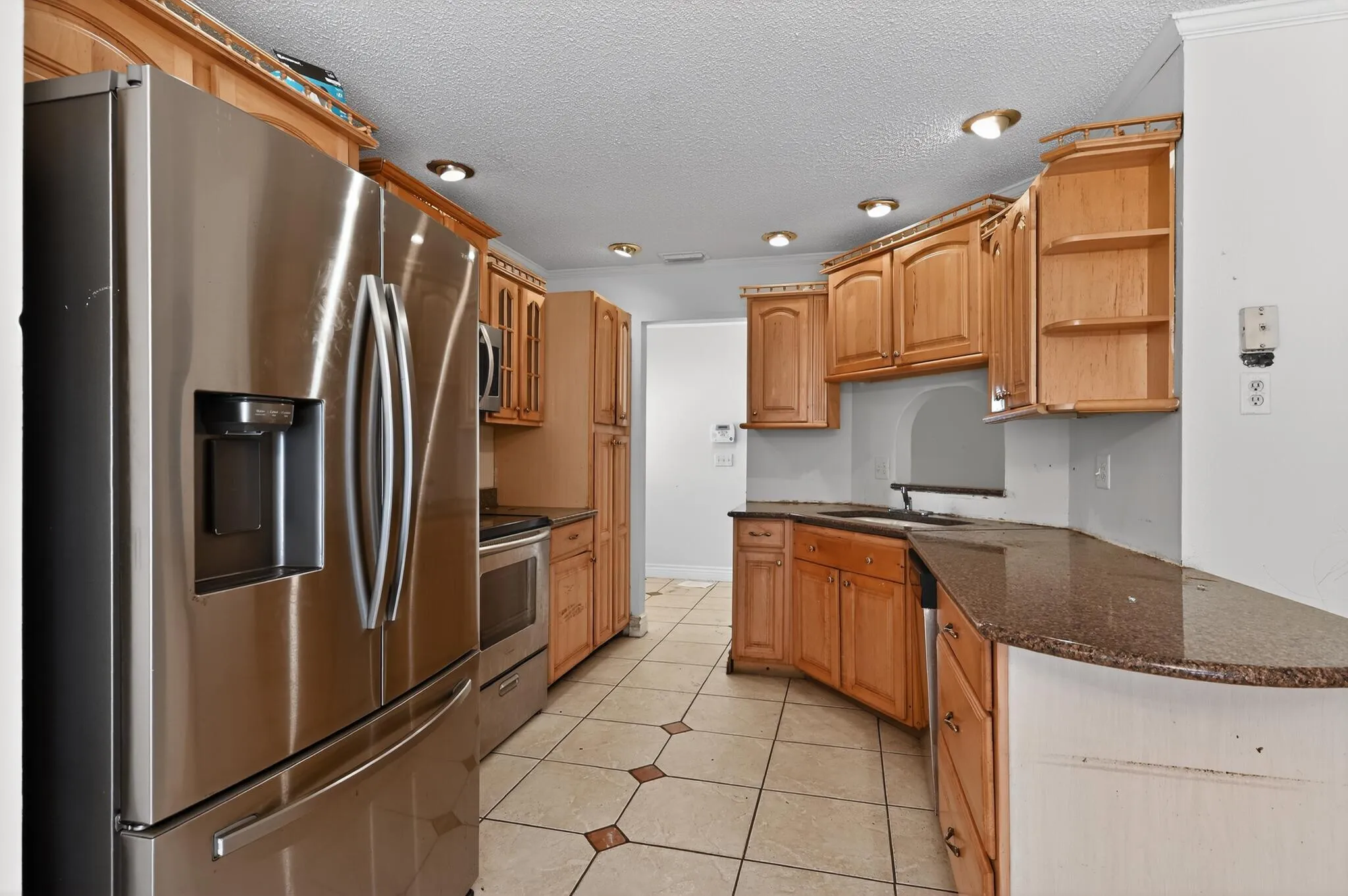 20_8421_Winnipesaukee_Way-Kitchen-0025